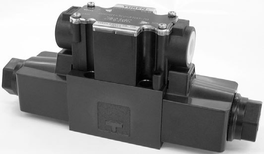 Гидрораспределитель серии DSG-01 с клеммной коробкой
